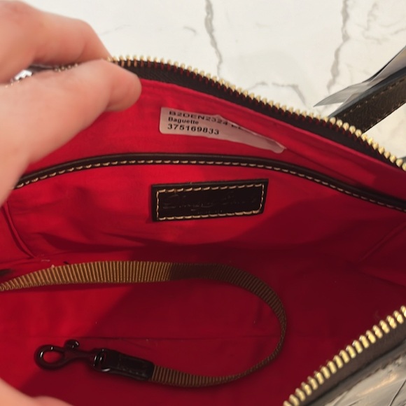 NWT Dooney and Bourke Patent Baguette Bag - Espresso Color - Picture 5 of 5